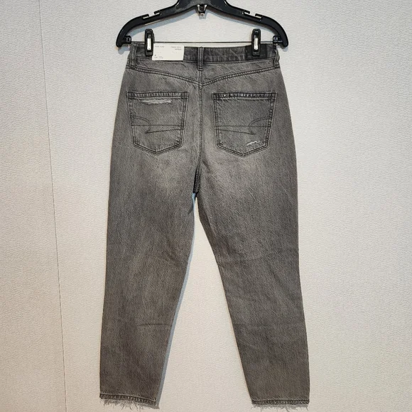 American Eagle High Rise Mom Jeans Smoked Gray Size 4 Short New - Picture 4 of 5